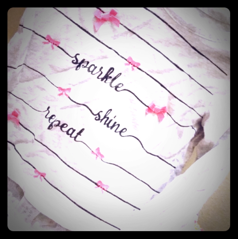 Long sleeve girls ruffled tee